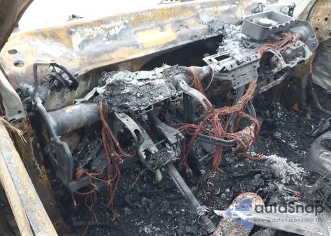 2019 Jeep Cherokee Limited 4X4 from USA, damaged, VIN 1C4PJMDN8KD413563